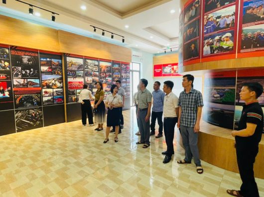 Đoàn công tác Bảo Lạc tìm hiểu chương trình đào tạo tại Nhà trường