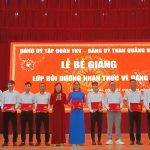 Bế giảng lớp bồi dưỡng lý luận chính trị cho 80 quần chúng ưu tú của 9 Đảng bộ cơ sở khu vực Uông Bí