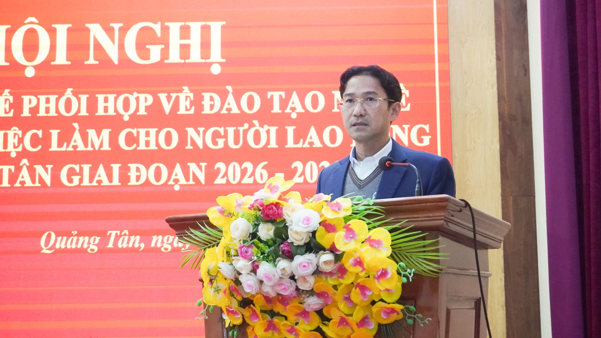Đại biểu tại lễ ký kết phối hợp ba bên về đào tạo nghề và việc làm